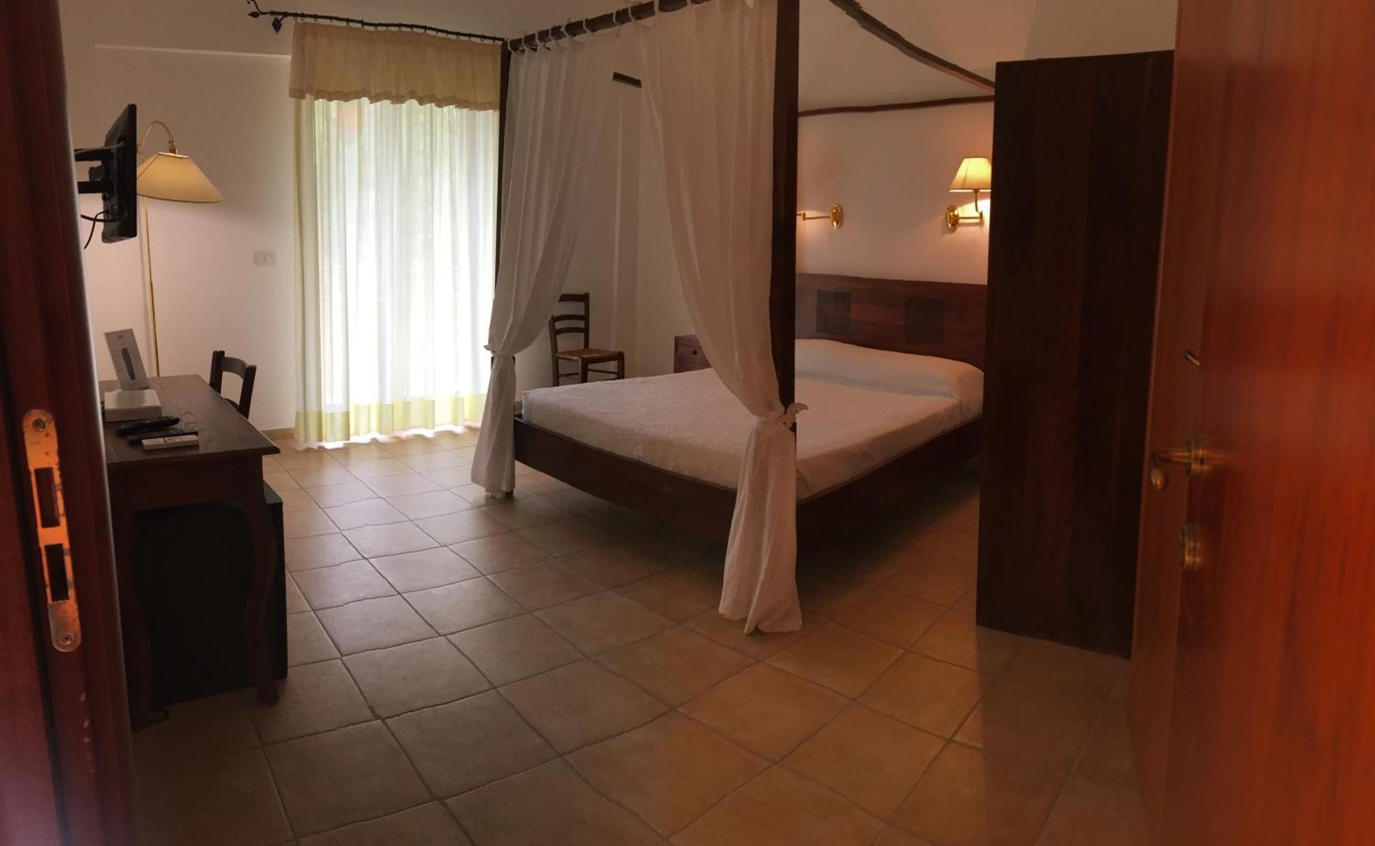Double Room,65440225:JPEG
